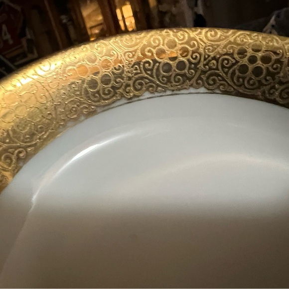 Vntg. Royal LB Bavaria single serving bowl. Signed warranted 18k gold. 5.4”x1.2” - Picture 13 of 14